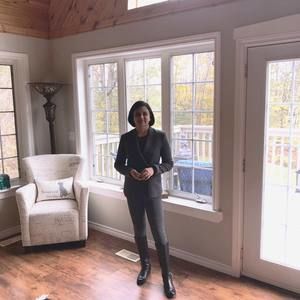 Meet your Posher, Anju